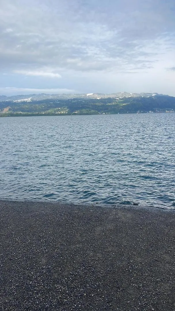 Tolle Inselwohnung Mit Seeblick リンダウ 0*,